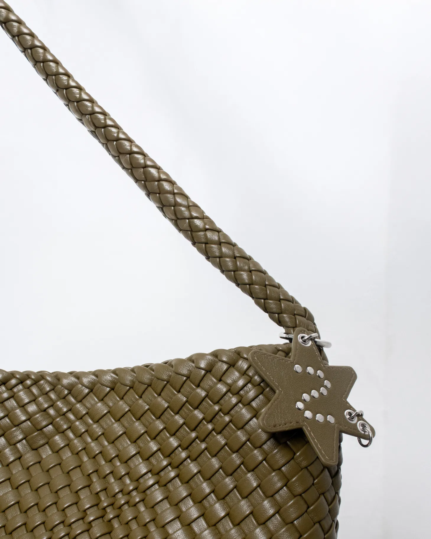 Althea Mustard green thumbnail 2