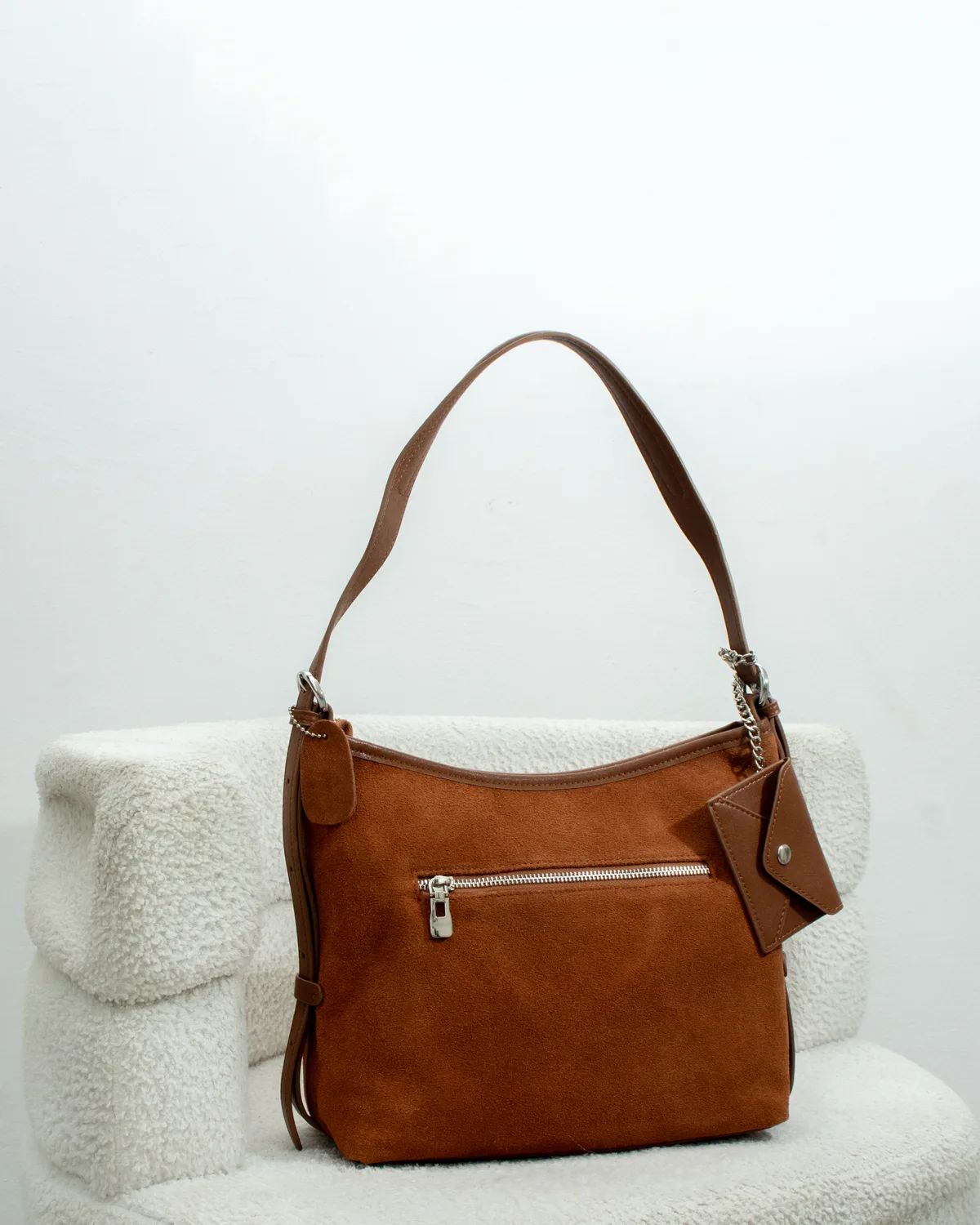 belle Brown thumbnail 4