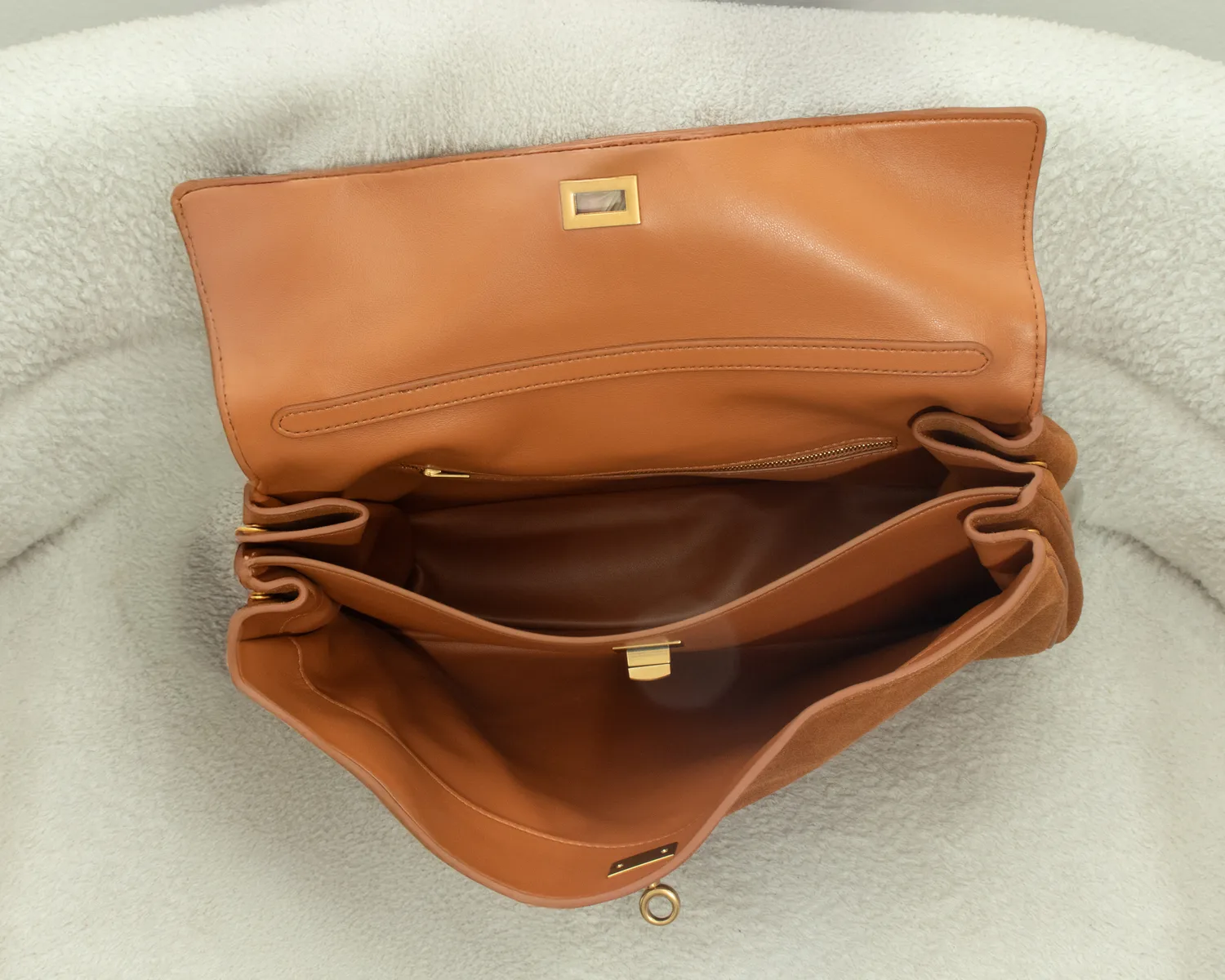 Celestia Camel thumbnail 4