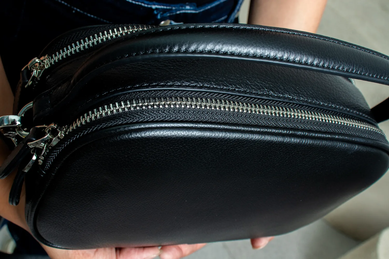 Desya Black thumbnail 2