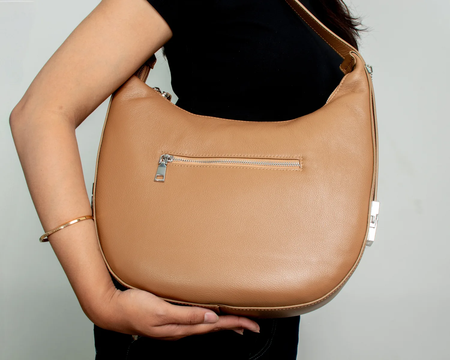 Elakshi Light Gray thumbnail 5