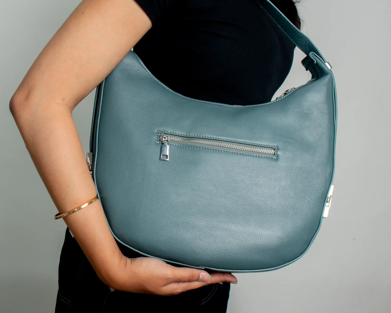 Elakshi Pearl Blue thumbnail 4