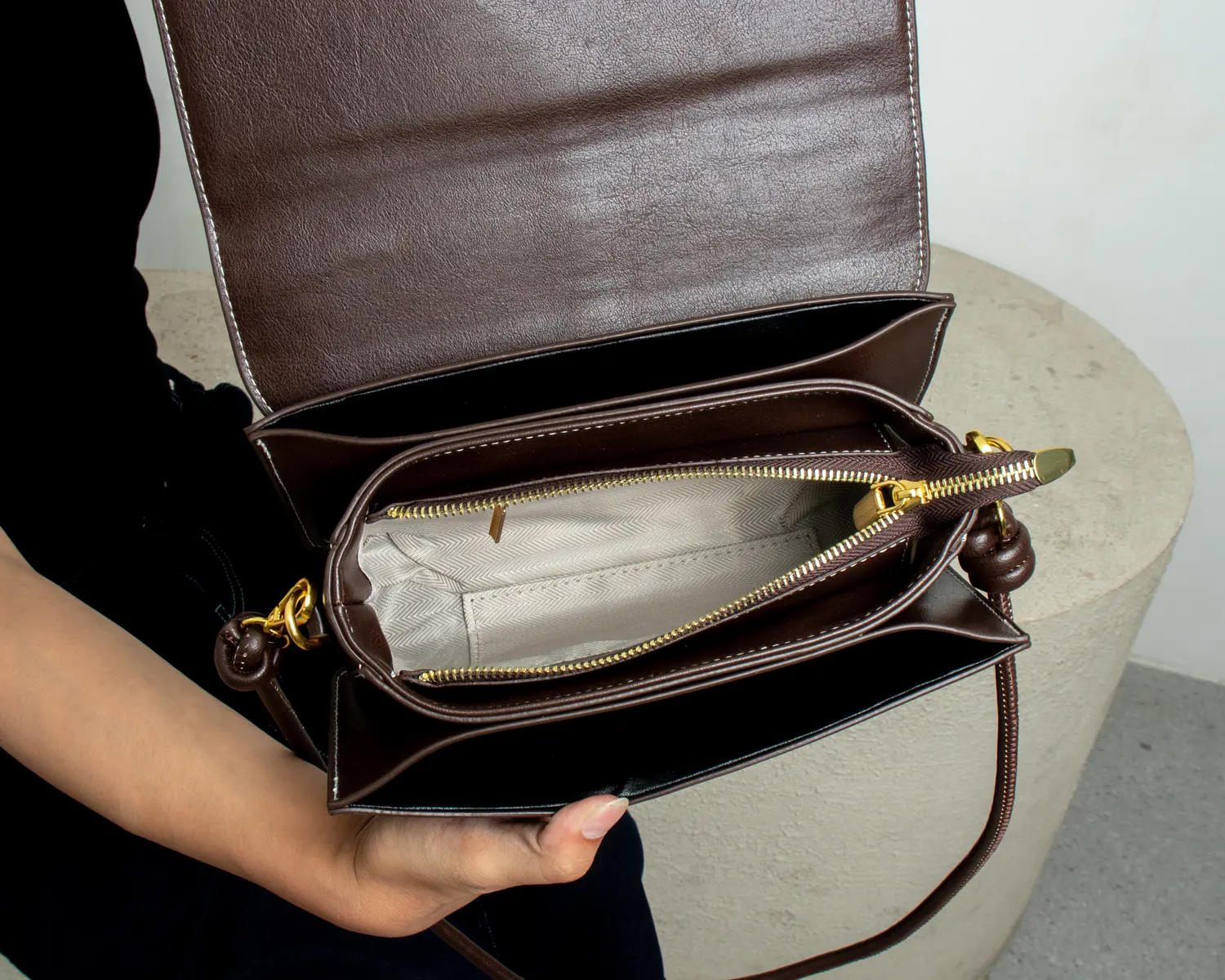 Gina Coffee thumbnail 3