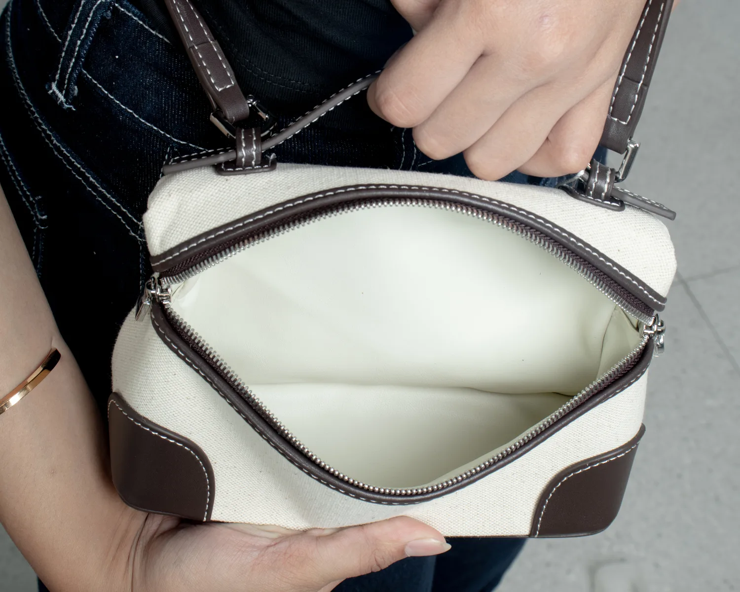 Hazel Ebony thumbnail 2